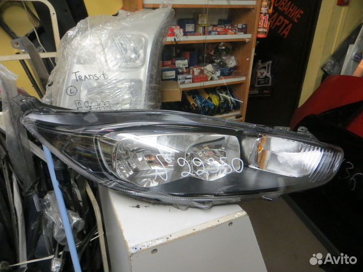 Ford Fiesta с 2008 фара передняя