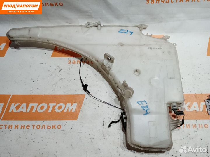 Бачок омывателя BMW 3 E90 2010 7124231-18