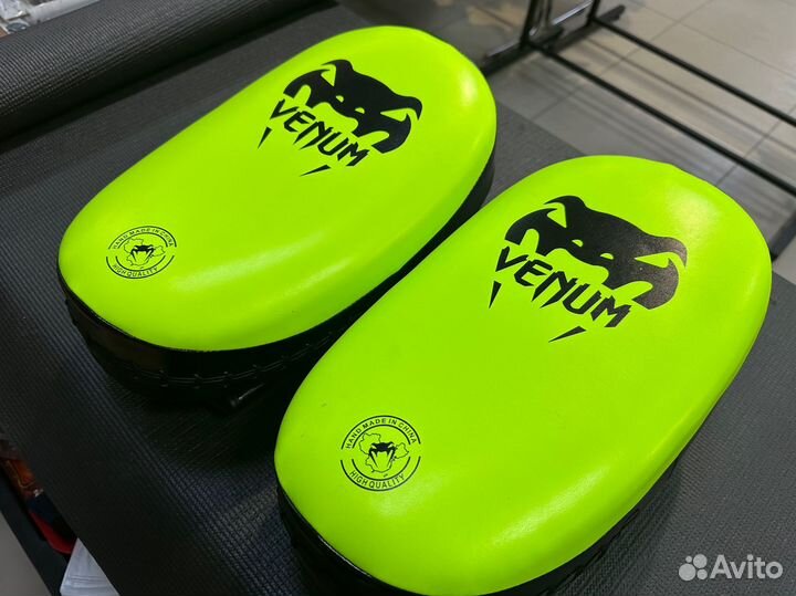 Пэд Venum салатовый кож/зам (комплект 2 шт.)