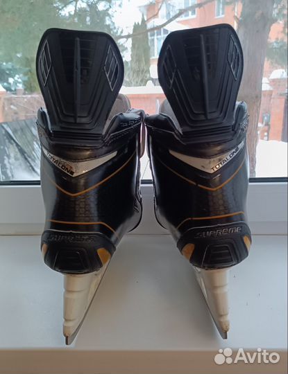 Хоккейные коньки bauer total one NXG 46 р. 12 ее