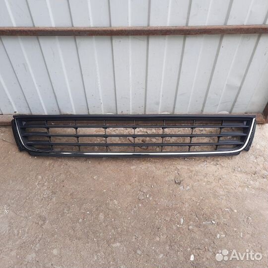 Решетка бампера передняя Volkswagen Polo 5