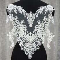 Кружево с вышивкой