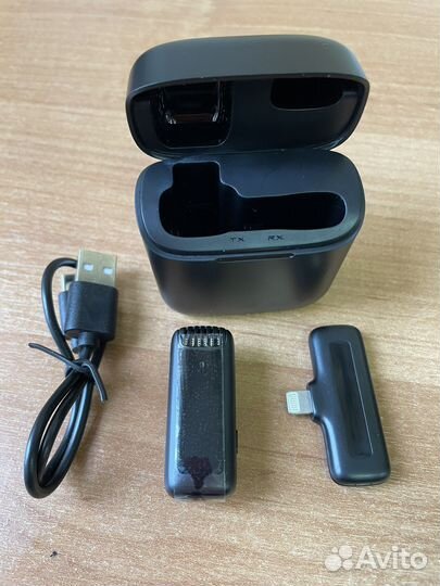Петличный микрофон для iPhone
