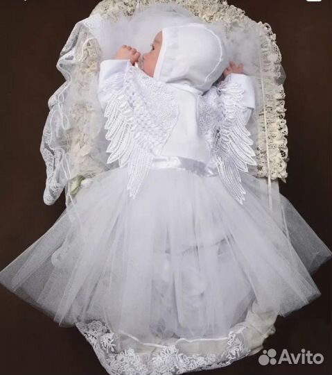Платье для девочки на выписку или крестины