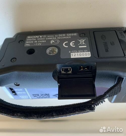 Видеокамера sony