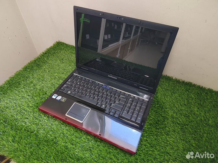 Samsung R710 (4 RAM/HDD/15.4