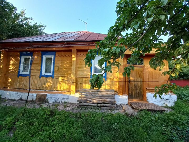 Дом 52 м² на участке 4 сот.