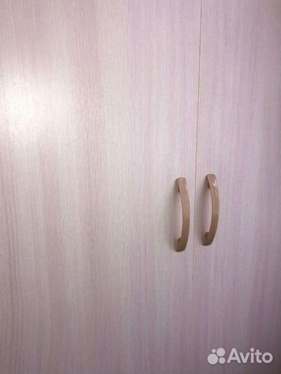 Шкаф