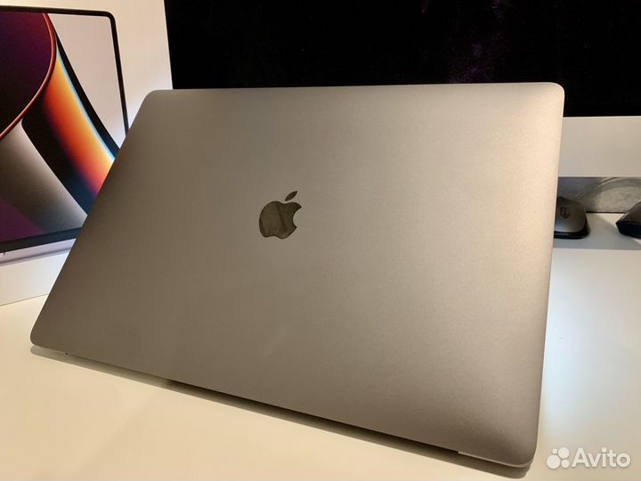 Apple Macbook Pro 15 2019 i9/16gb/512gb