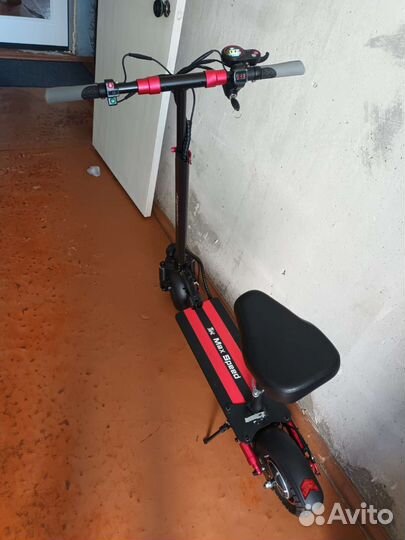 Самокат взрослый электрический новый
