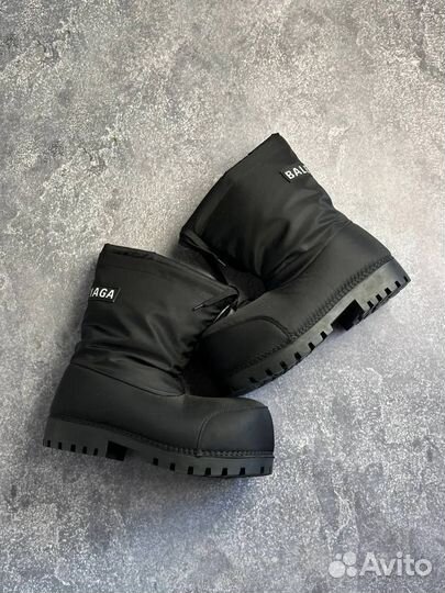 Balenciaga Alaska Low Boot Black