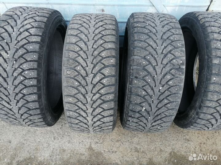 Nokian Tyres Hakkapeliitta 4 255/55 R17 91G