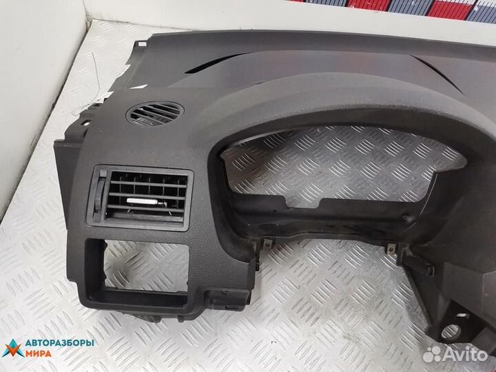 Панель передняя салона (торпедо) Ford C-Max 2004