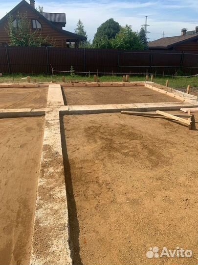 Бригада строителей