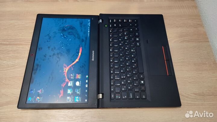 Ноутбук Lenovo i3 6006u 13.3