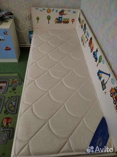 Кровать с ортопедическим матрасом