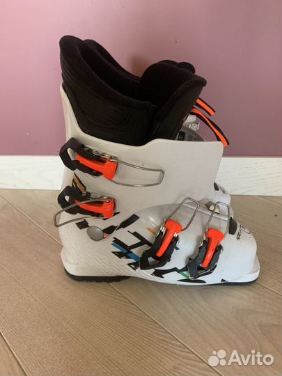 Горнолыжные ботинки rossignol hero j4 р. 23.5