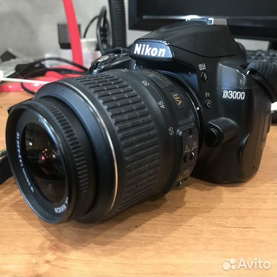 Зеркальный фотоаппарат Nikon d3000