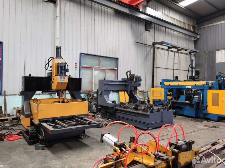 Вертикально-сверлильный станок с чпу