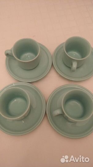Набор кофейных чашек с блюдцами