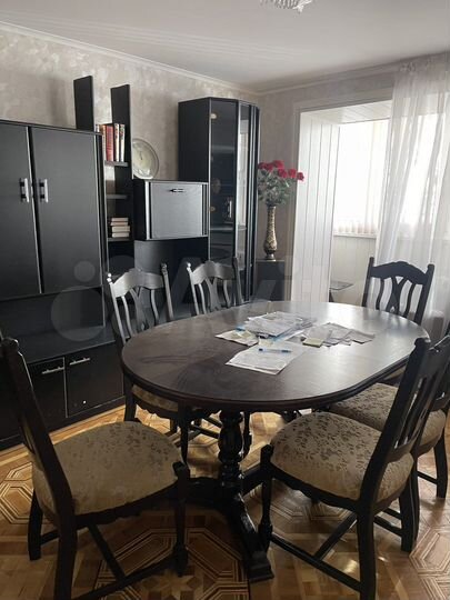 4-к. квартира, 94 м², 1/5 эт.