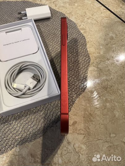 iPhone 12, 64 ГБ
