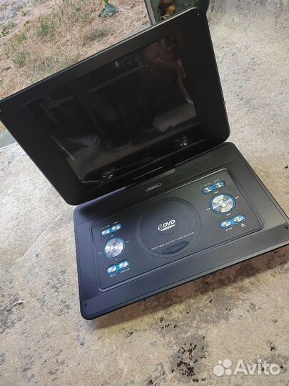 Портативный dvd плеер Rolsen