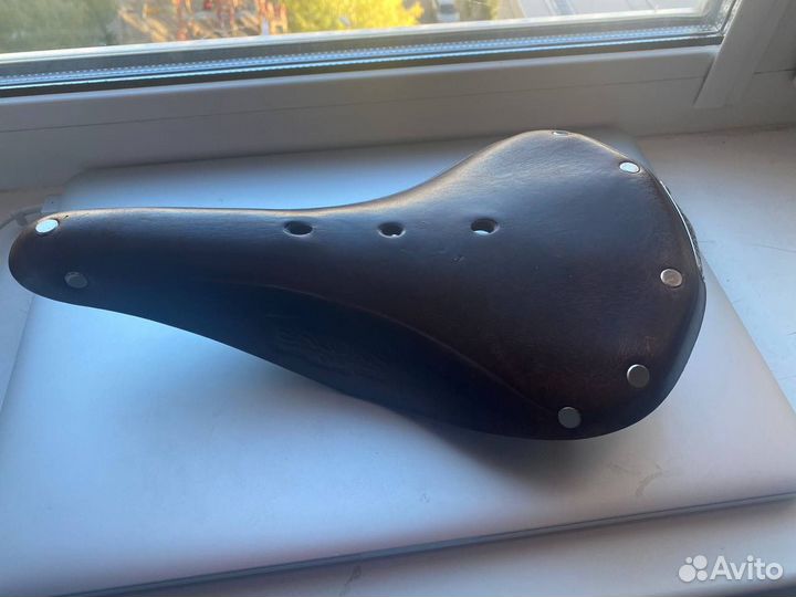 Седло для велосипеда кожаное мягкое Brooks