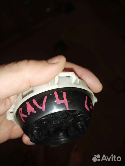 Механизм регулировки зеркала Тойота рав4