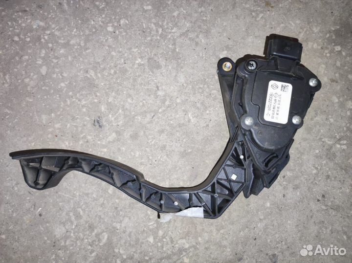 Электро педаль LADA Vesta