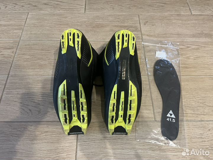 Лыжные ботинки Fischer Carbon lite EU 42