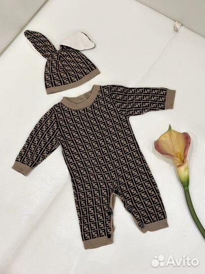 Комбинезон шапочка