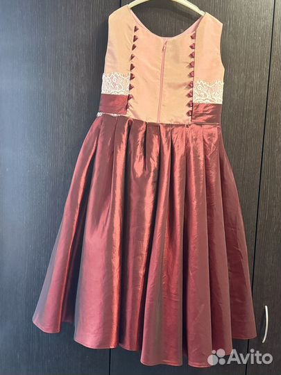 Нарядное платье для девочки
