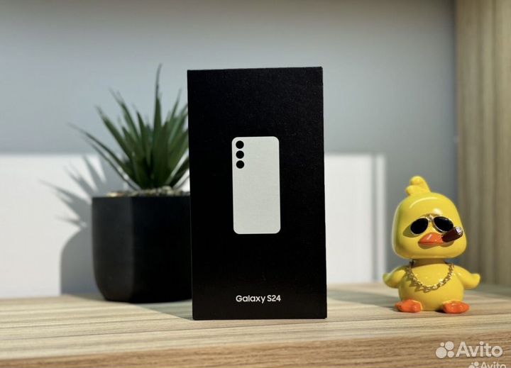 Samsung Galaxy S24, 8/128 ГБ