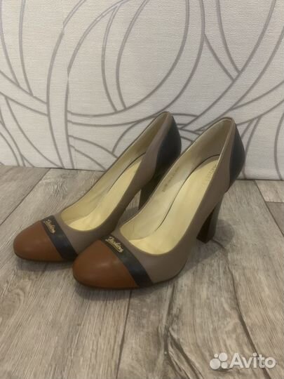 Туфли женские