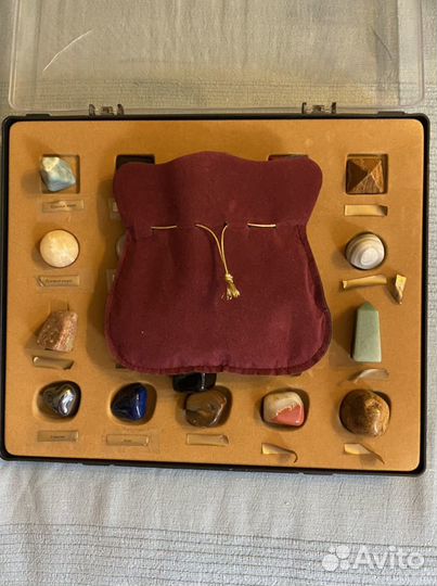 Натуральные камни и руны