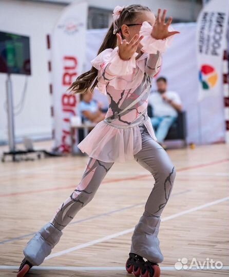 Костюм для фигурного катания, роликов