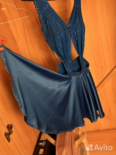 Платье для бальных танцев