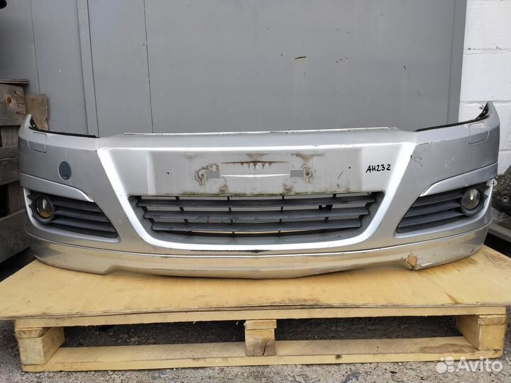 Бампер передний OPC Line на Opel Astra H Дорестайл