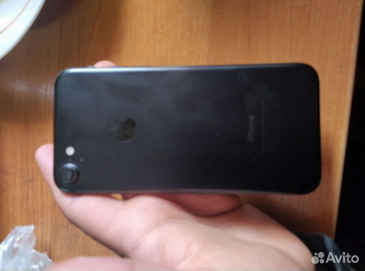 Телефон iPhone 7 128gb