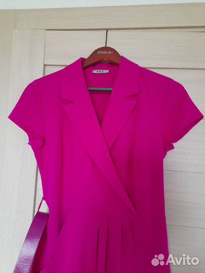 Элегантное,очень красивое платье 48