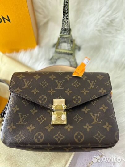 Сумка Louis Vuitton Pochette metis