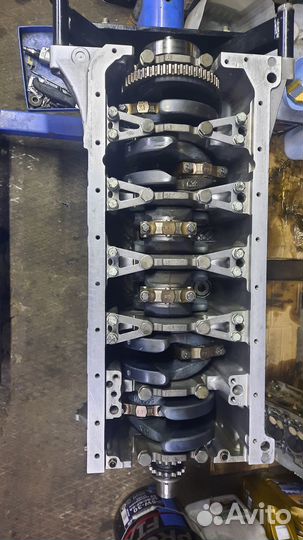 Двигатель на BMW M54B30