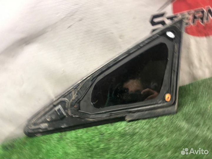 Форточка кузова правая Toyota Prius ZVW30 2ZR-FXE