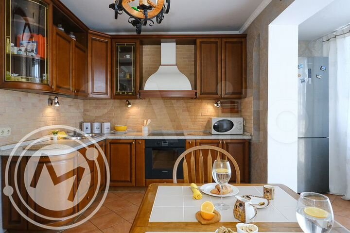 3-к. квартира, 95,5 м², 10/10 эт.