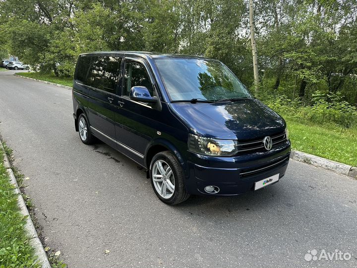 Volkswagen Multivan 2.0 AMT, 2011, 175 237 км