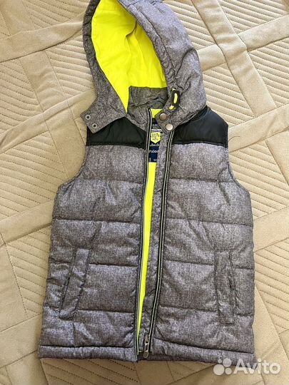 Безрукавка на мальчика 122