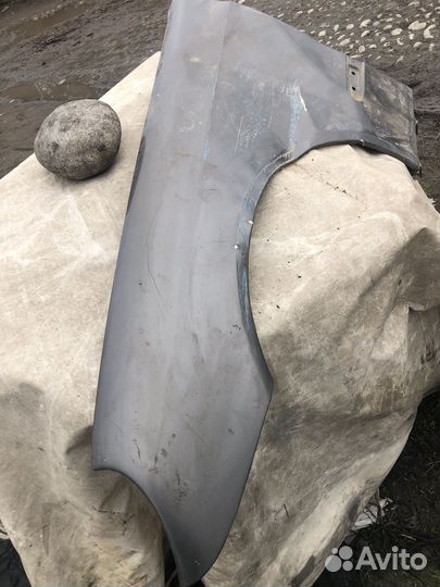 Крыло мерседес 211 переднее
