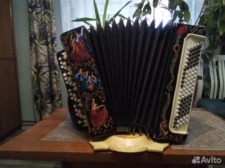 Баян тульский цельнопланочный