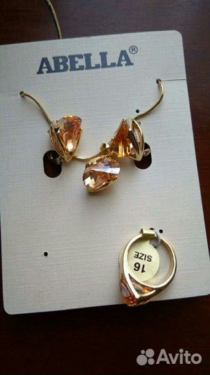 Украшения в ассортименте, бижутерия